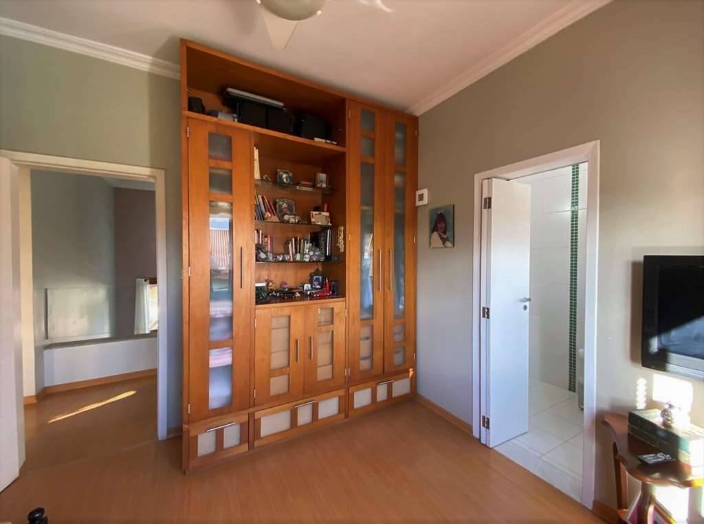 Casa, 4 quartos, 362 m² - Foto 31