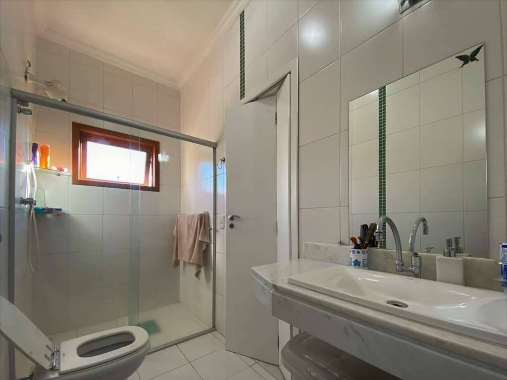 Casa, 4 quartos, 362 m² - Foto 32