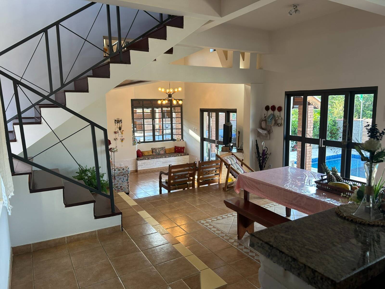 Casa à venda com 2 quartos, 195m² - Foto 4