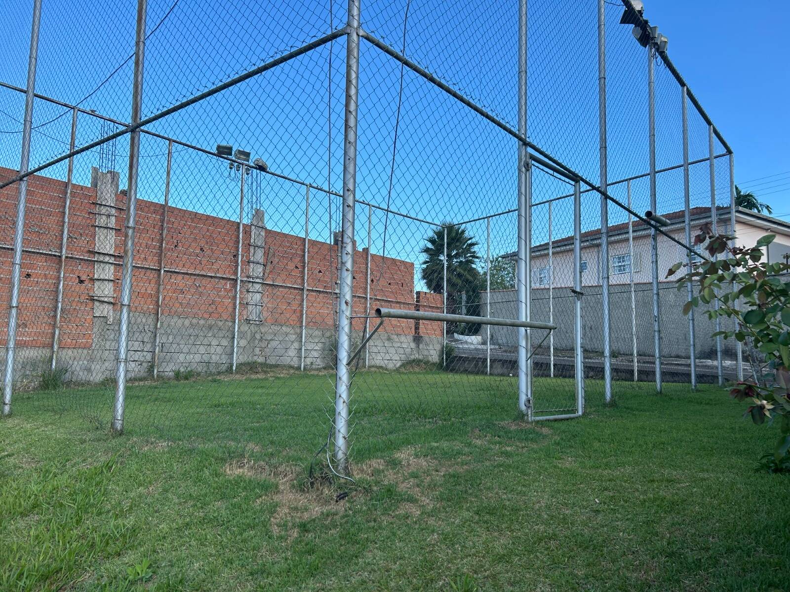 Casa à venda com 2 quartos, 195m² - Foto 14