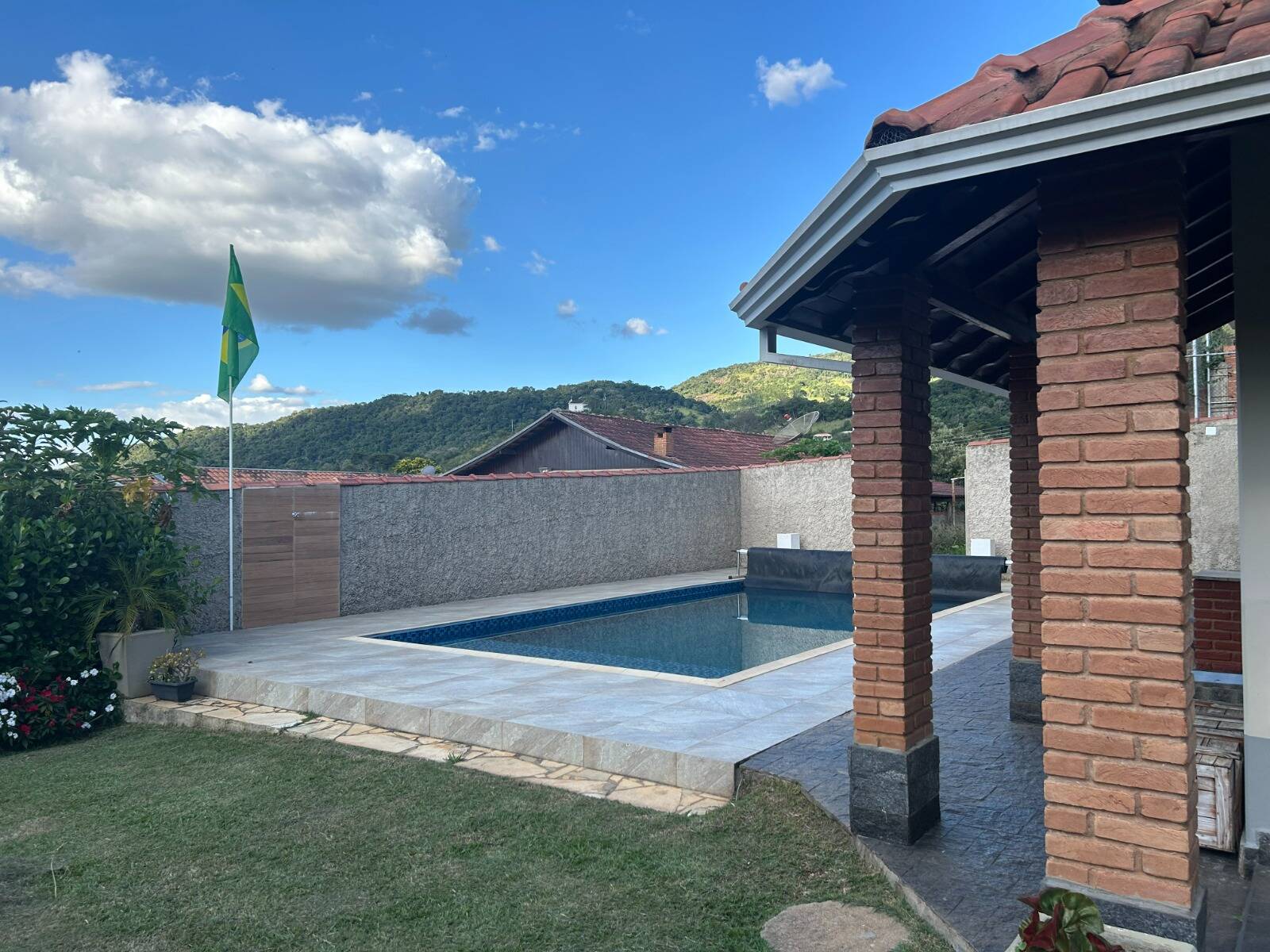 Casa à venda com 2 quartos, 195m² - Foto 17