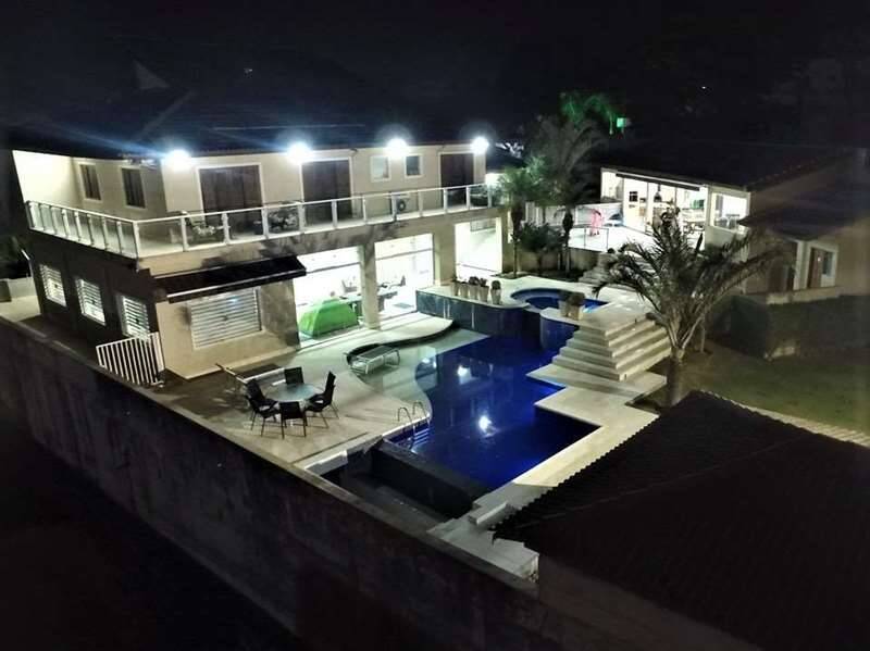 Casa, 4 quartos, 711 m² - Foto 1