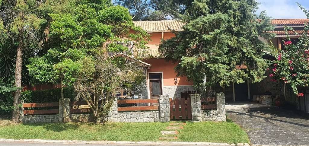 Casa à venda com 4 quartos, 213m² - Foto 2