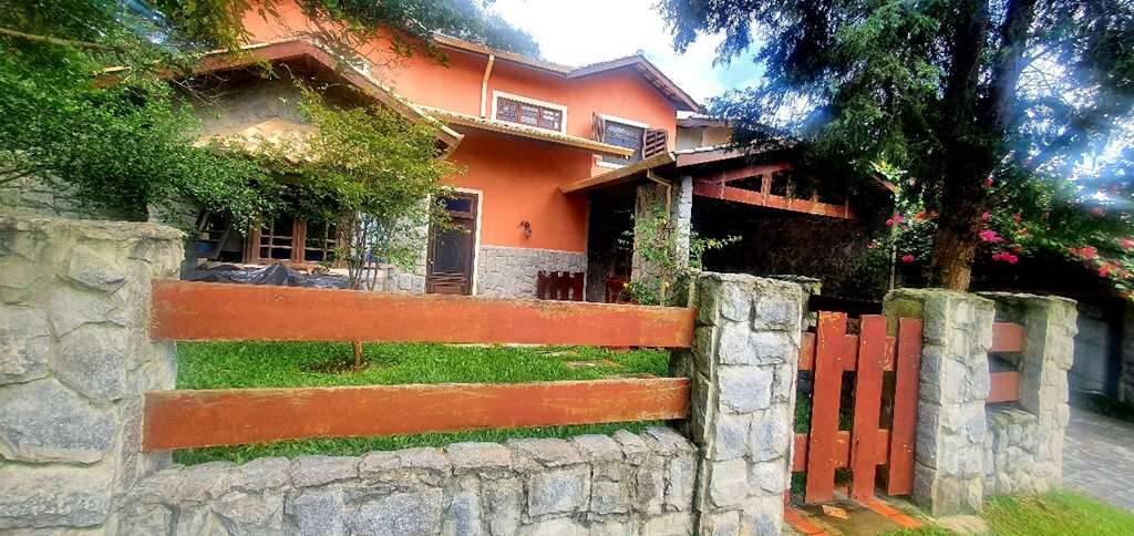 Casa à venda com 4 quartos, 213m² - Foto 4