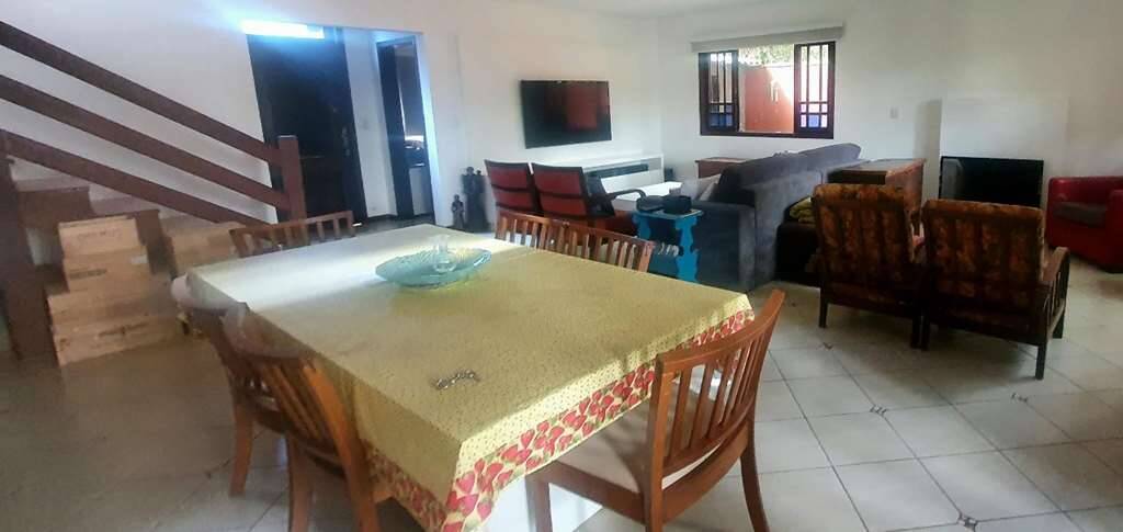 Casa à venda com 4 quartos, 213m² - Foto 9