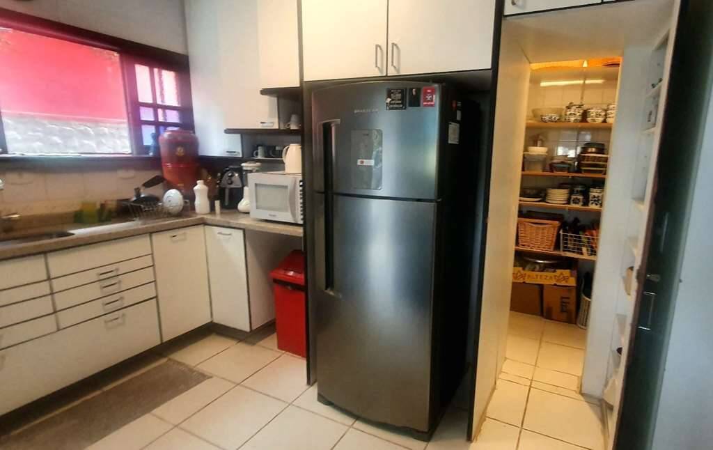 Casa à venda com 4 quartos, 213m² - Foto 15