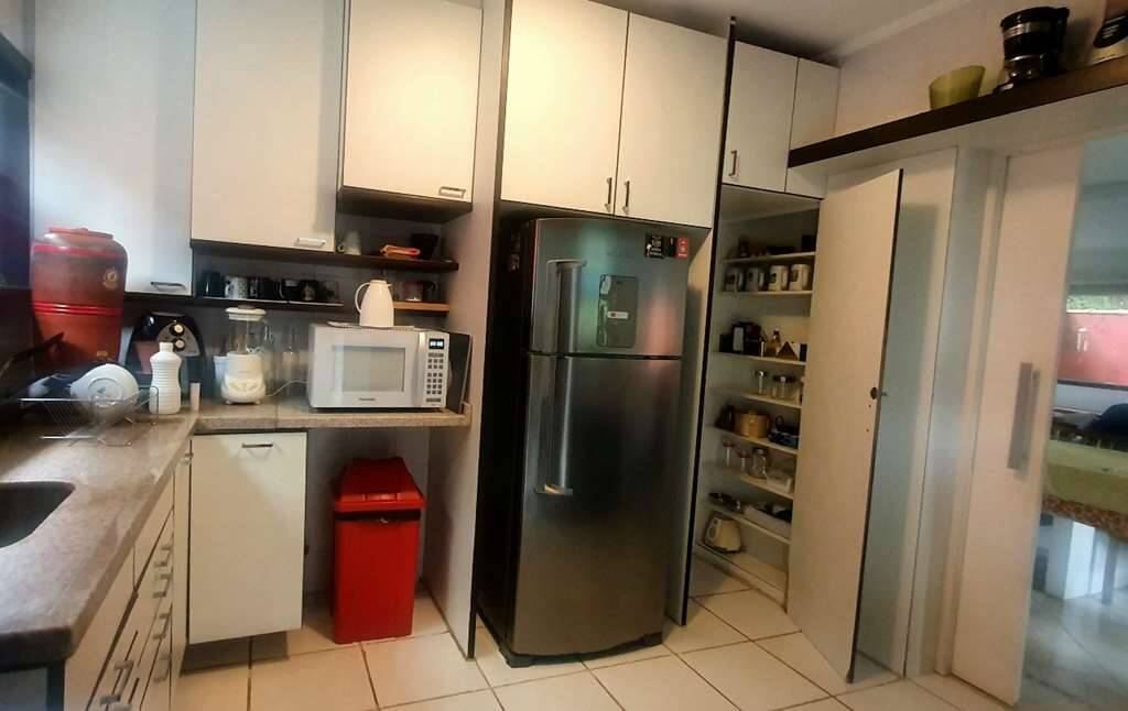 Casa à venda com 4 quartos, 213m² - Foto 14