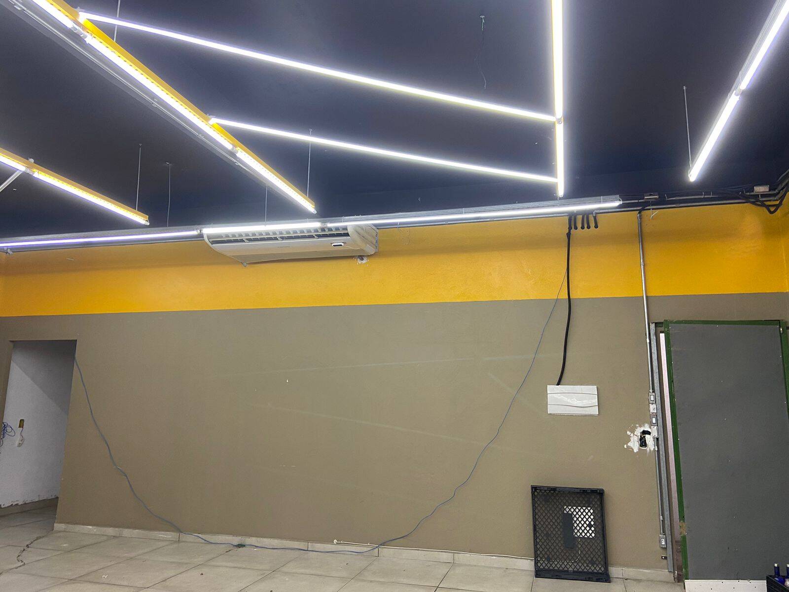 Depósito-Galpão, 328 m² - Foto 5