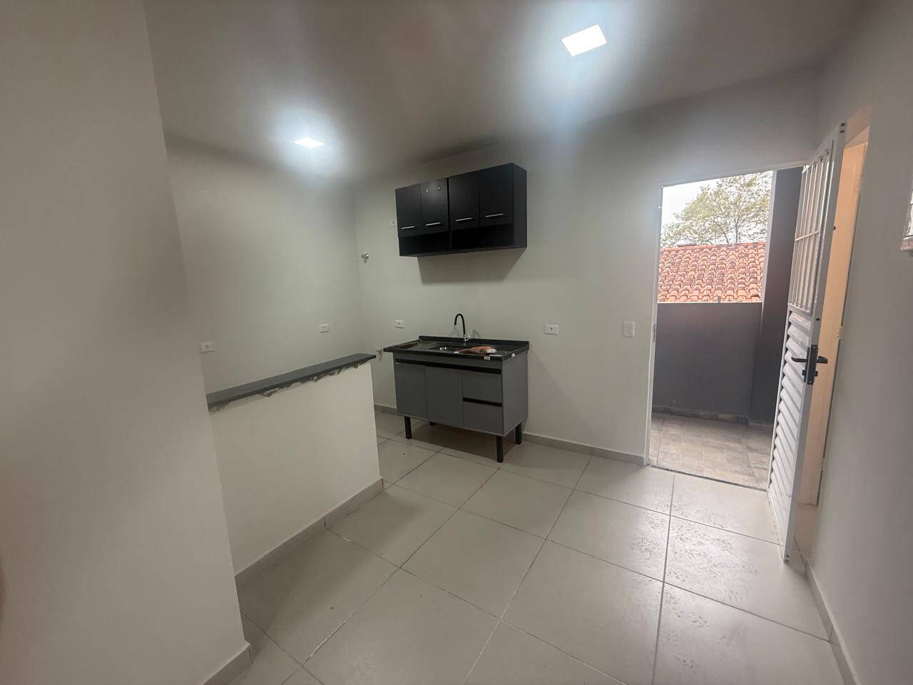 Apartamento para alugar com 1 quarto, 40m² - Foto 8