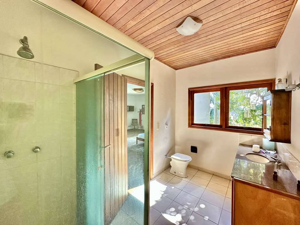 Casa à venda com 5 quartos, 368m² - Foto 18