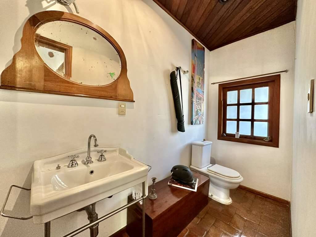 Casa à venda com 5 quartos, 368m² - Foto 30