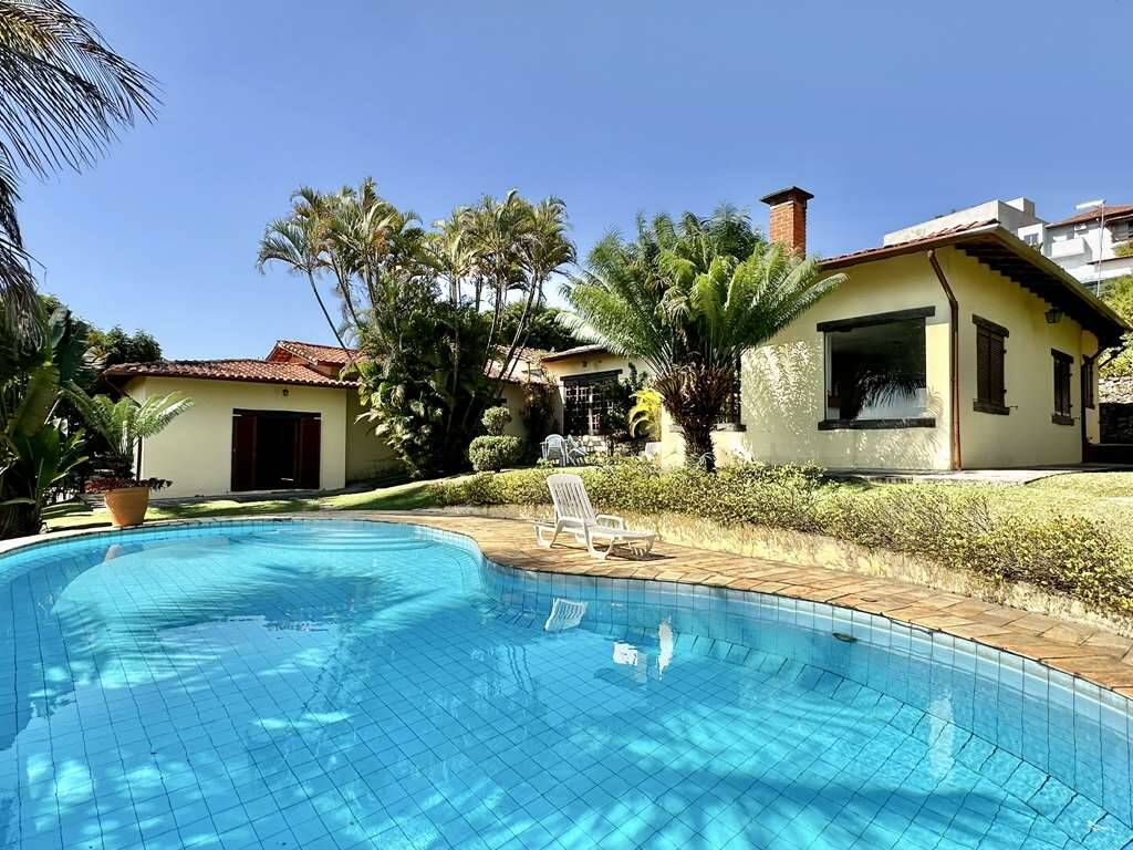 Casa à venda com 5 quartos, 368m² - Foto 50