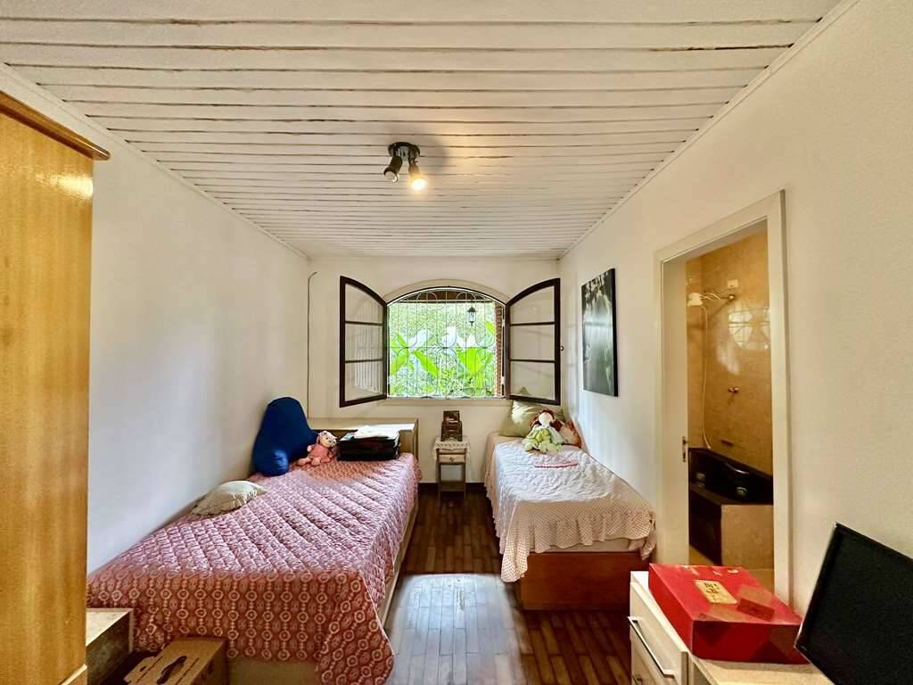 Casa, 3 quartos, 233 m² - Foto 29