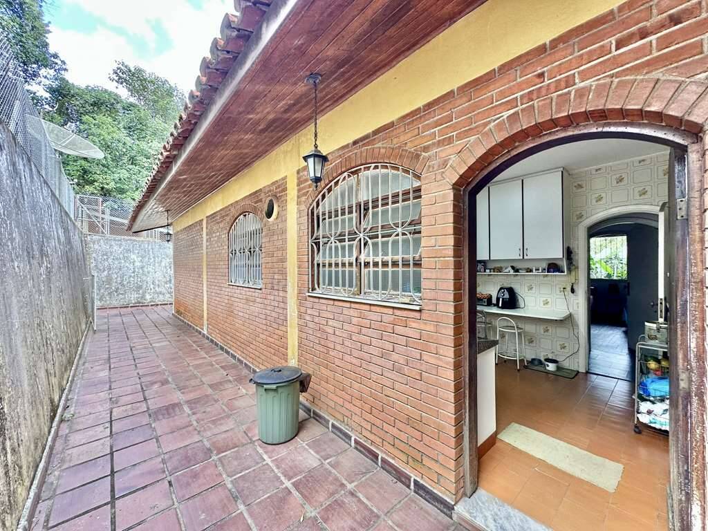 Casa, 3 quartos, 233 m² - Foto 38