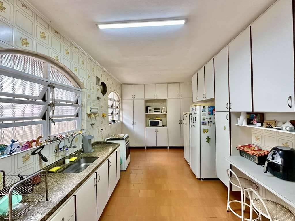 Casa, 3 quartos, 233 m² - Foto 37
