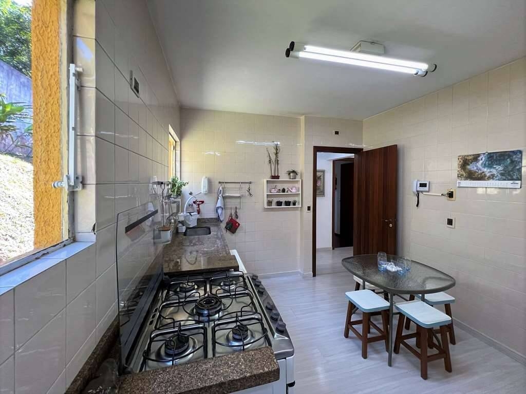 Casa, 4 quartos, 350 m² - Foto 21