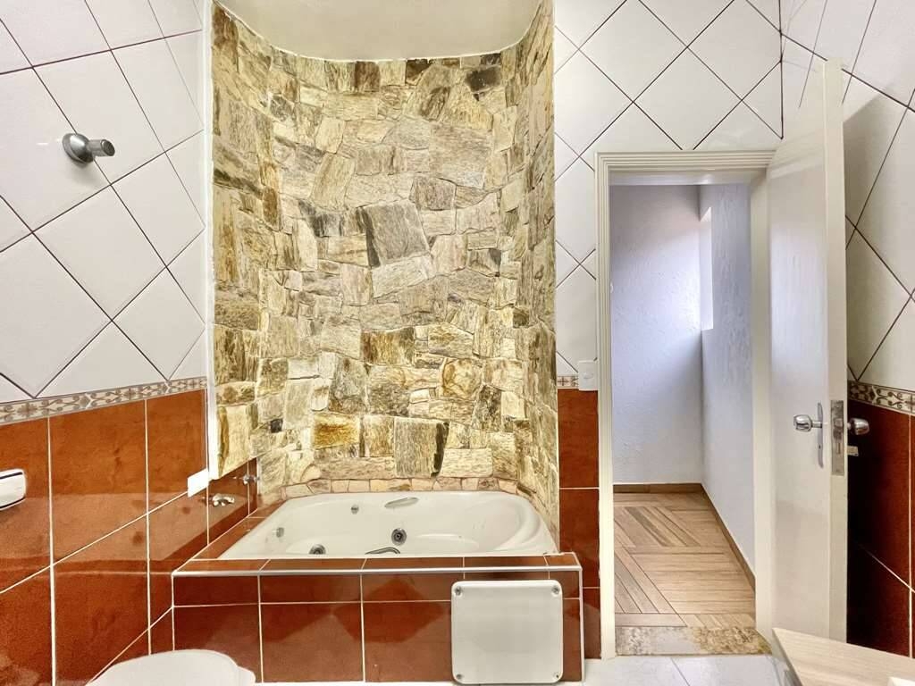 Casa, 4 quartos, 409 m² - Foto 25