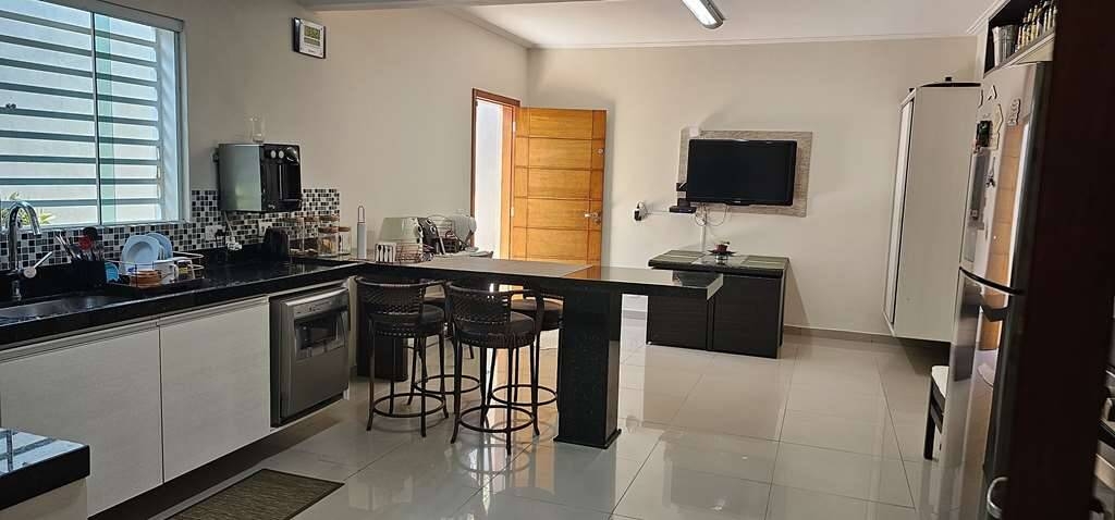 Casa, 3 quartos, 358 m² - Foto 26