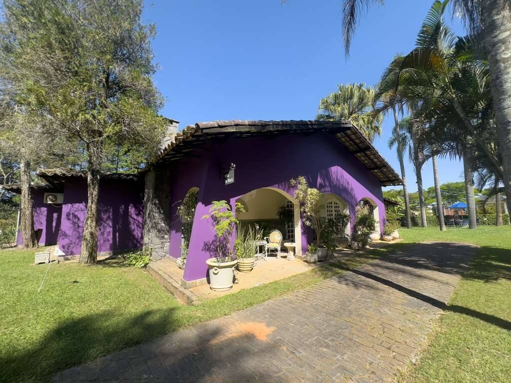 Casa de Condomínio à venda e aluguel com 4 quartos, 692m² - Foto 2