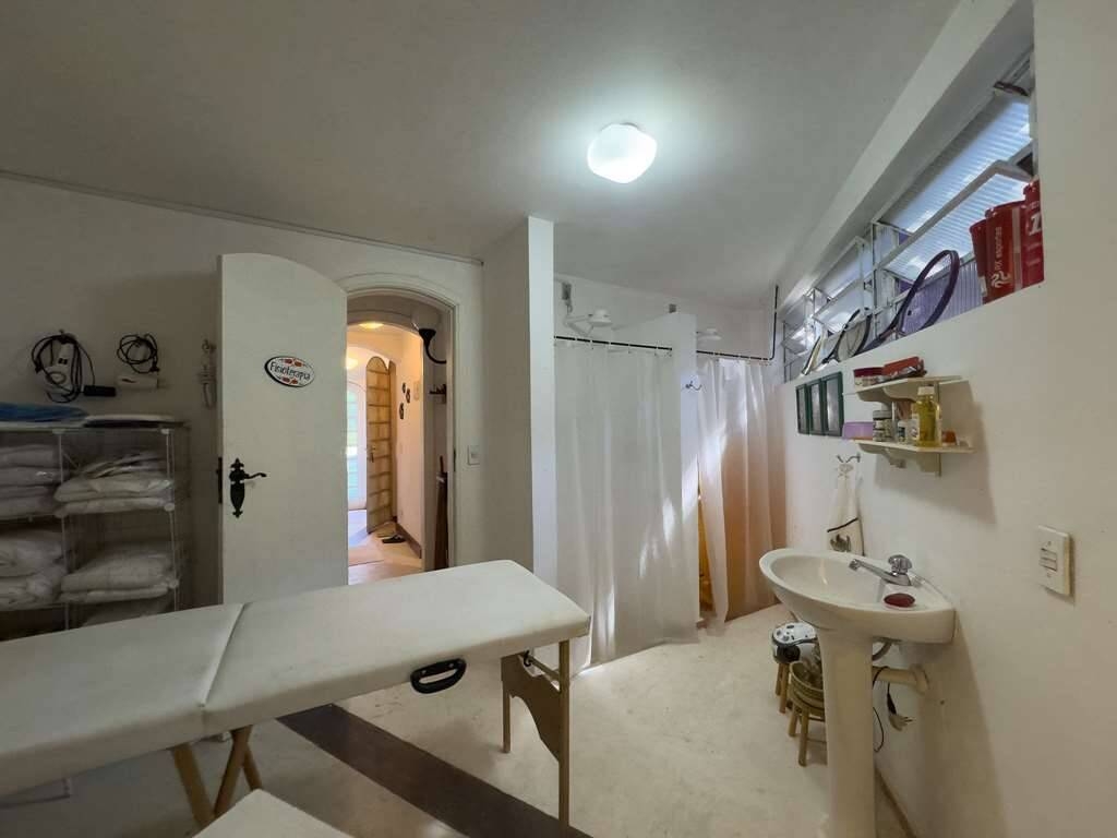 Casa de Condomínio à venda e aluguel com 4 quartos, 692m² - Foto 75