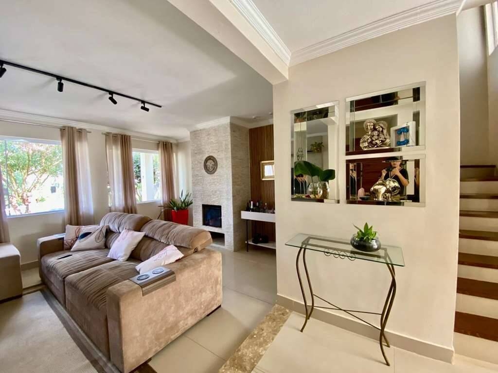 Casa de Condomínio à venda com 4 quartos, 312m² - Foto 8
