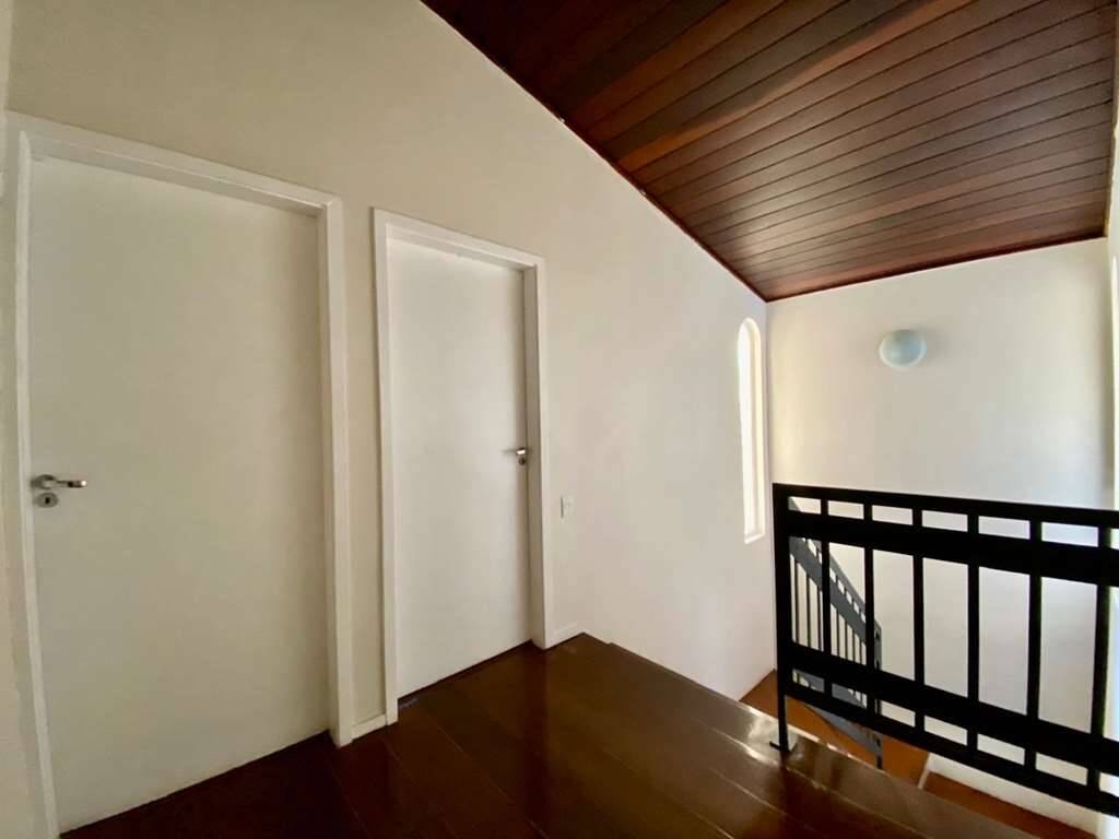 Casa de Condomínio à venda com 4 quartos, 312m² - Foto 37