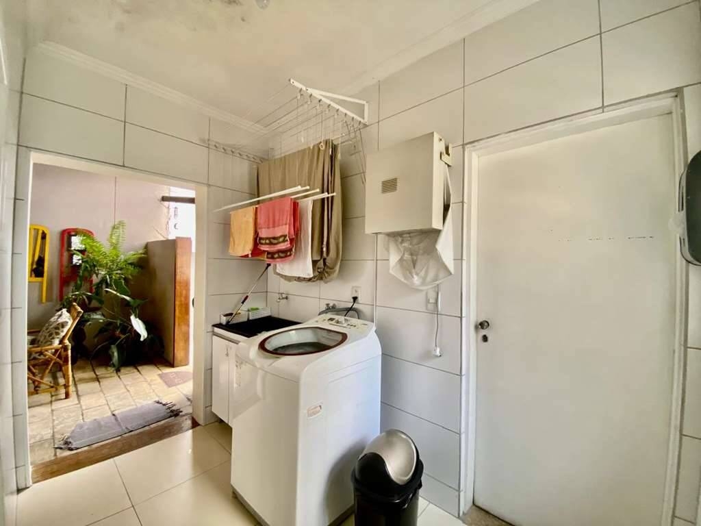Casa de Condomínio à venda com 4 quartos, 312m² - Foto 27
