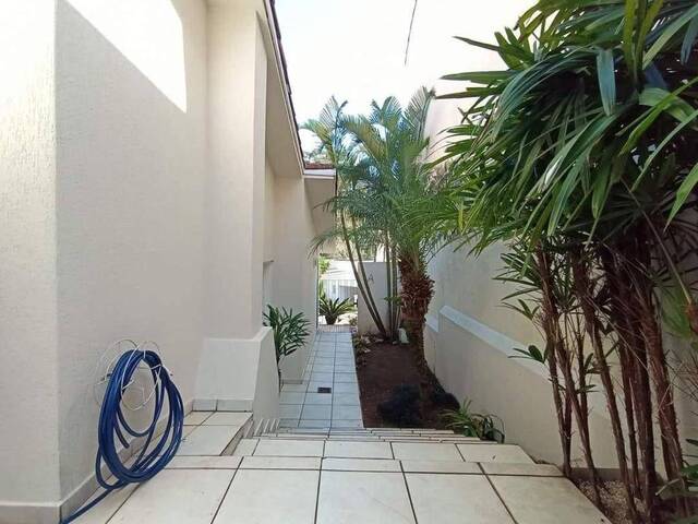 #271 - Casa para Venda em Cotia - SP