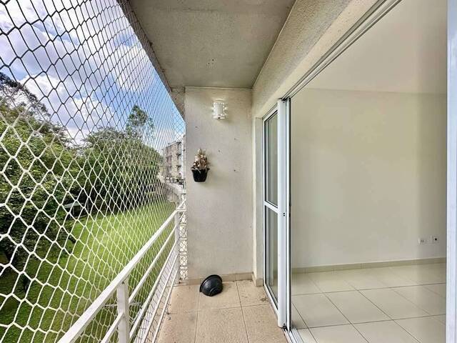 #646 - Apartamento para Venda em Cotia - SP