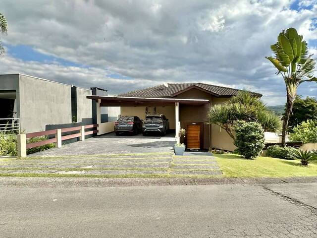#542 - Casa para Venda em Carapicuíba - SP