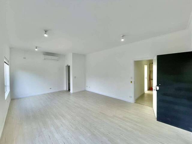 Sala para Venda em Cotia - 5
